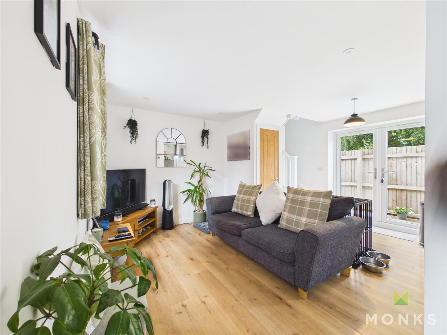 3 The Mews Oak Street, Oswestry, SY11 1LJ For Sale